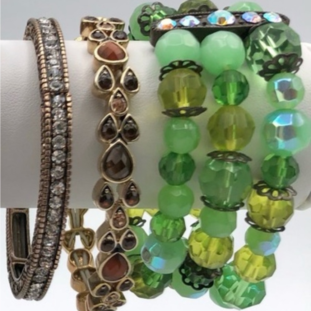 🌸3/$25 Vintage Triple Strand Green Beaded Rhinestone Stretch Bracelet Faceted - Picture 5 of 16